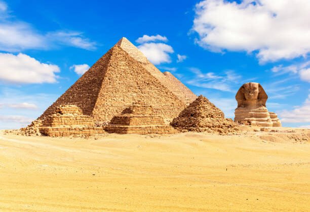 10 Engineering Feats of the Great Pyramid That Defy Modern Logic