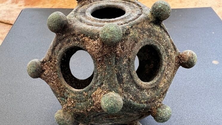 10 Ancient Artifacts Science Still Cannot Explain